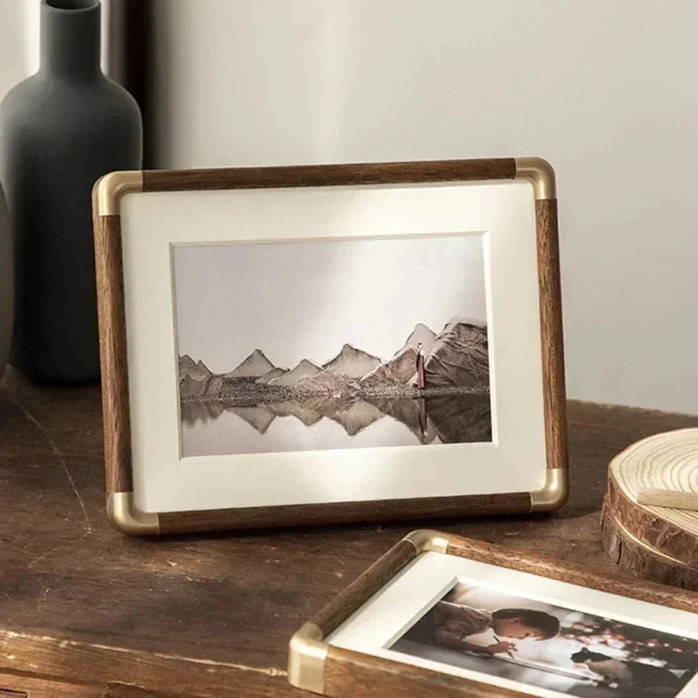Yarrita Photo Frame