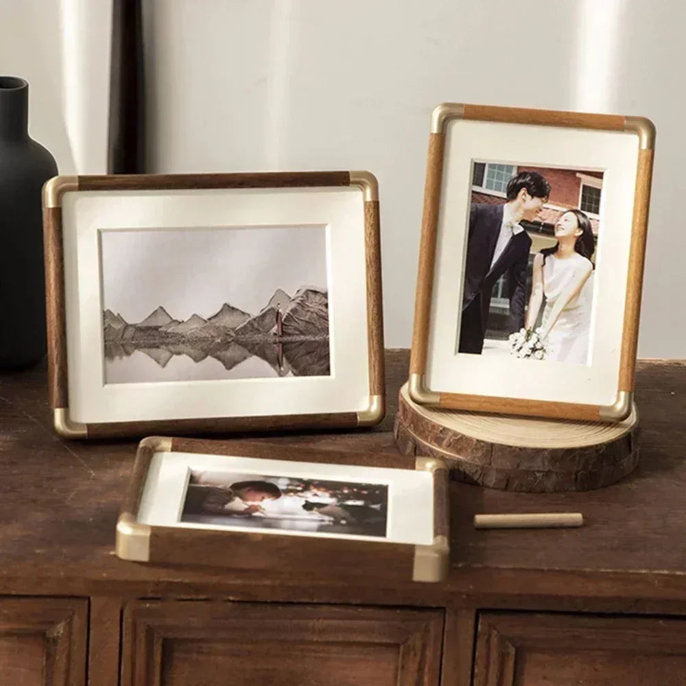 Yarrita Photo Frame