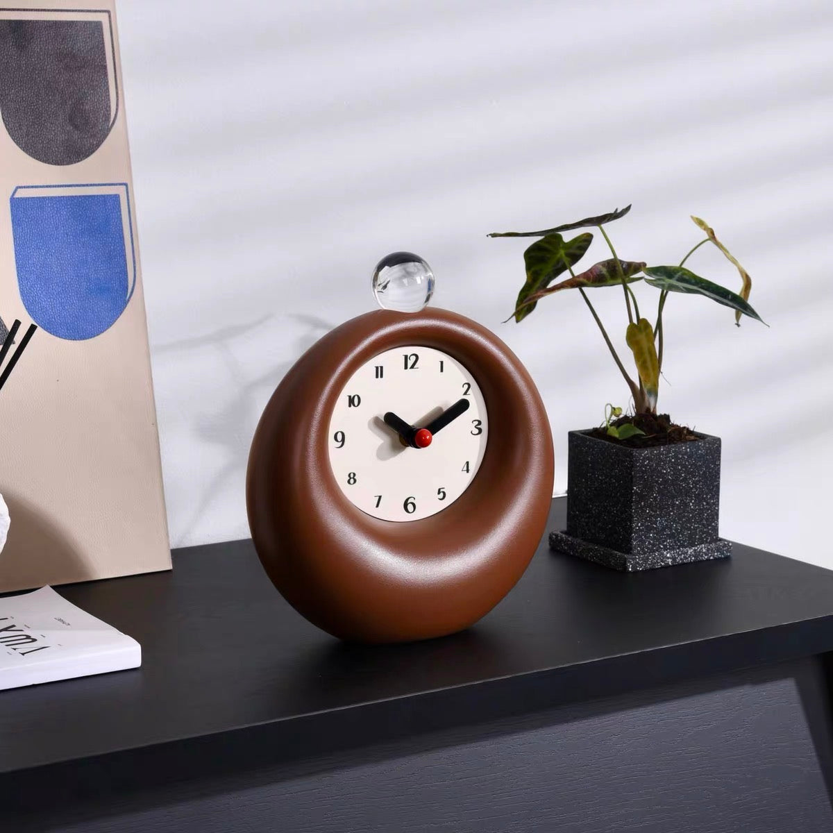 Yelbvia Table Clock