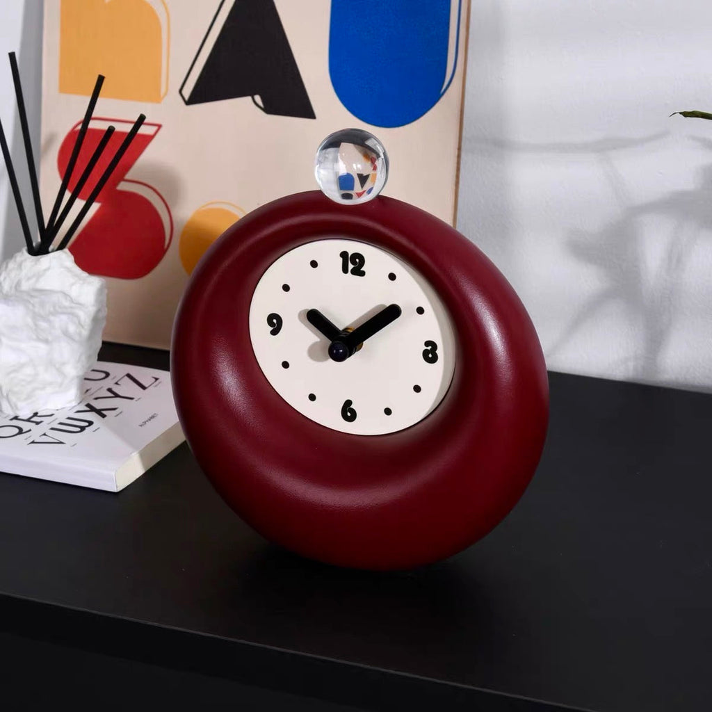 Yelbvia Table Clock