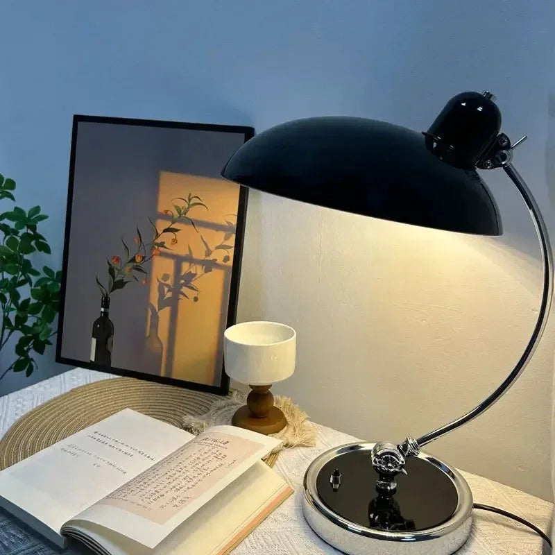 Yelfunda Table Lamp