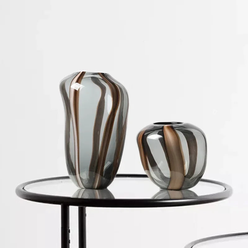 Yelsvia Glass Vase