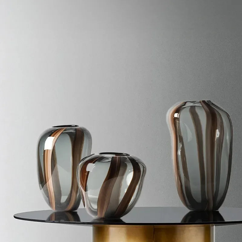 Yelsvia Glass Vase