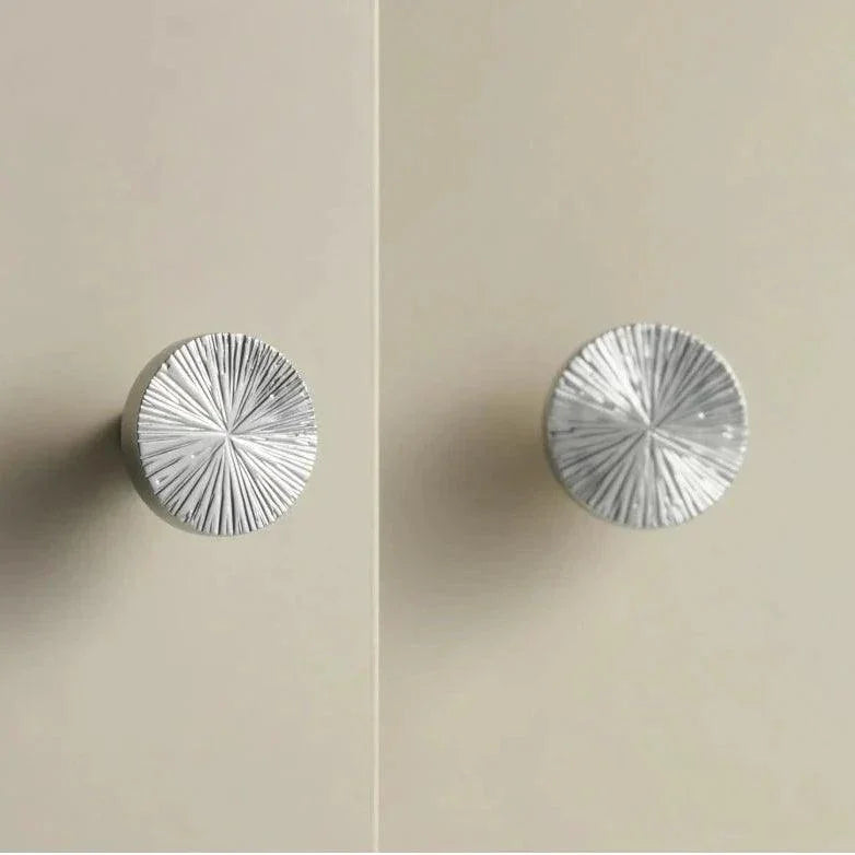 Yeltella Brass Knobs
