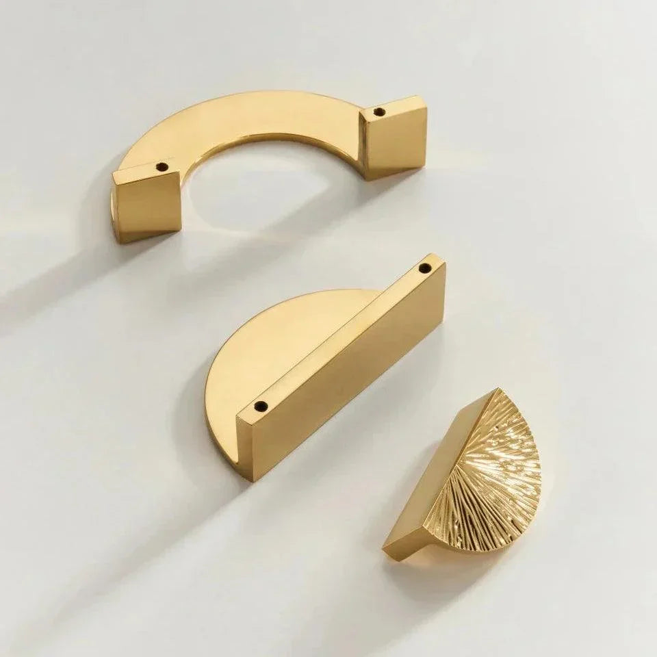 Yeltella Brass Knobs