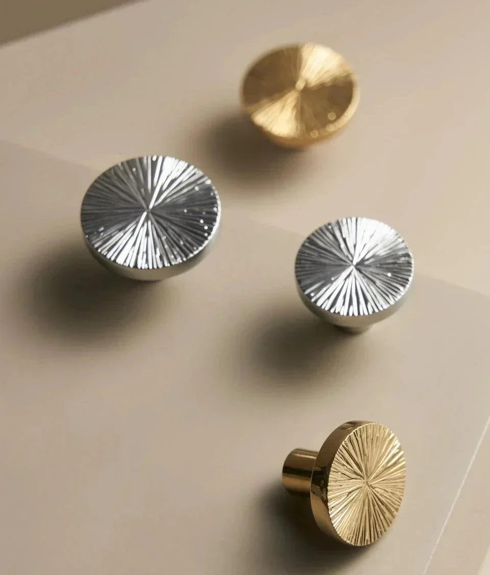 Yeltella Brass Knobs
