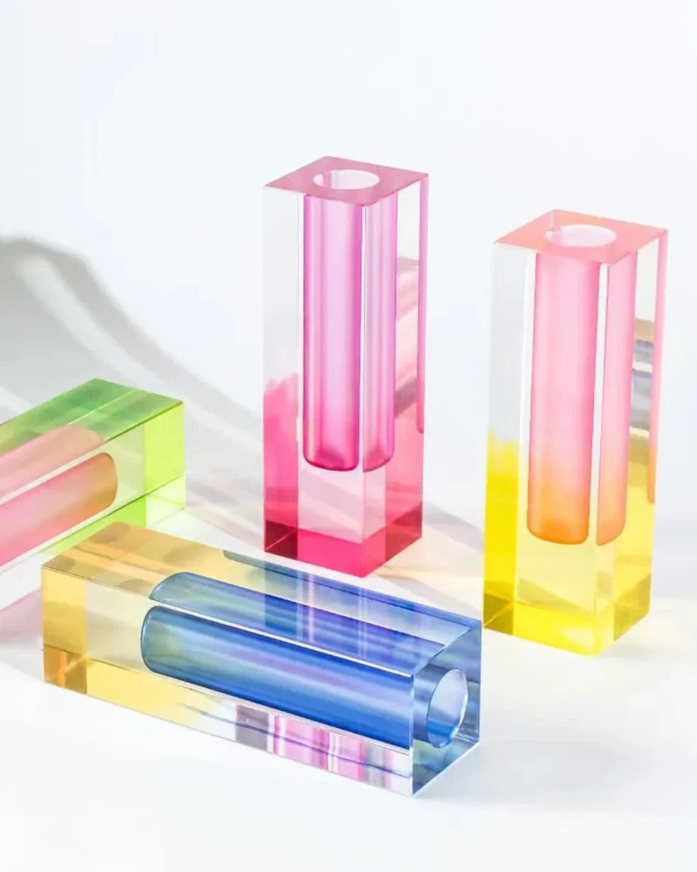 Yeltella Vase
